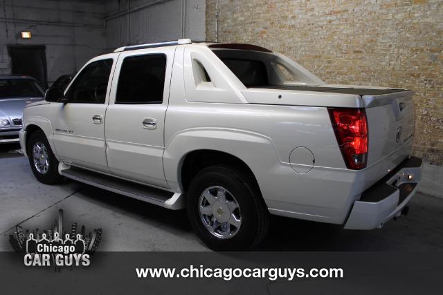 2005 Cadillac Escalade EXT Odyssey Touring Minivan 4D