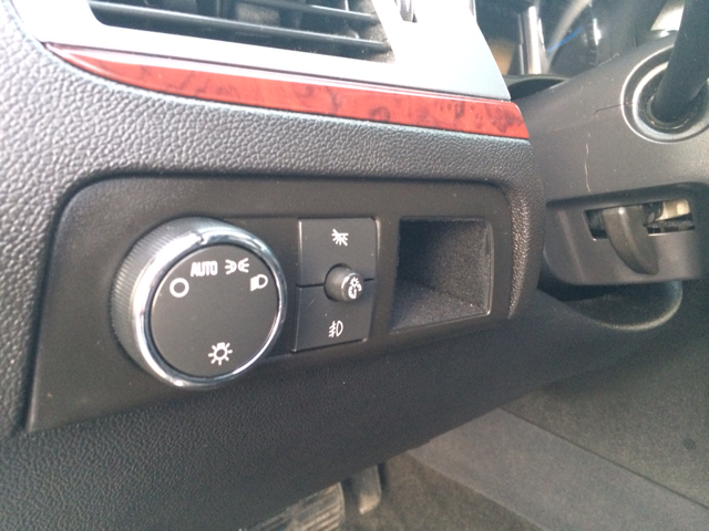 2007 Cadillac Escalade EXT Tech With Rear Entertainment