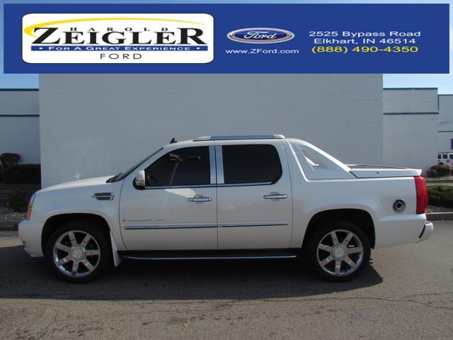 2007 Cadillac Escalade EXT Base