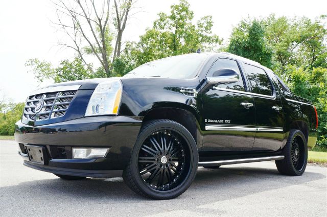 2008 Cadillac Escalade EXT Tech With Rear Entertainment