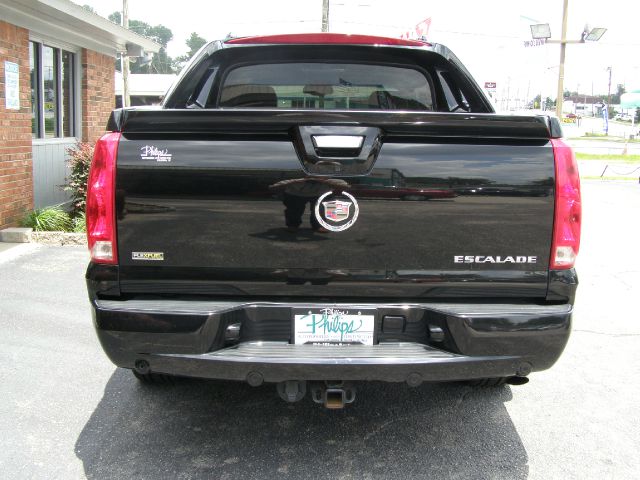 2009 Cadillac Escalade EXT Tech With Rear Entertainment