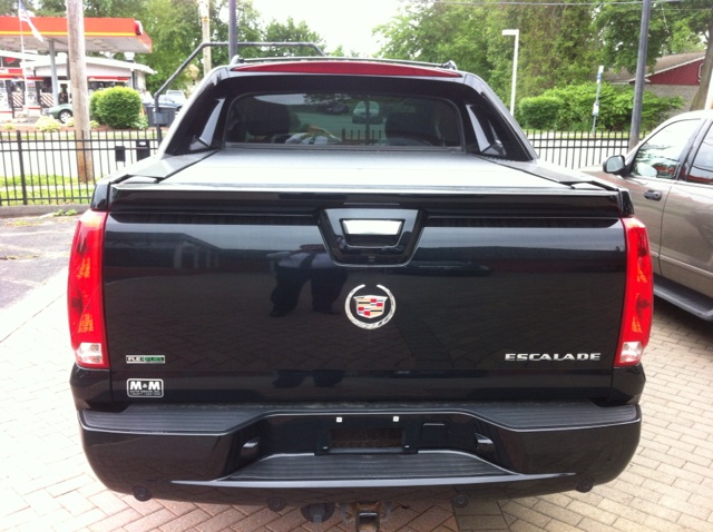 2011 Cadillac Escalade EXT Coupe