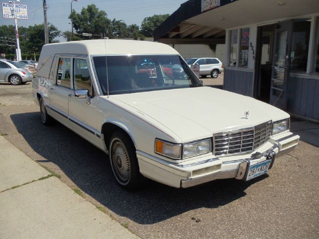 1992 Cadillac Fleetwood Summer Fun