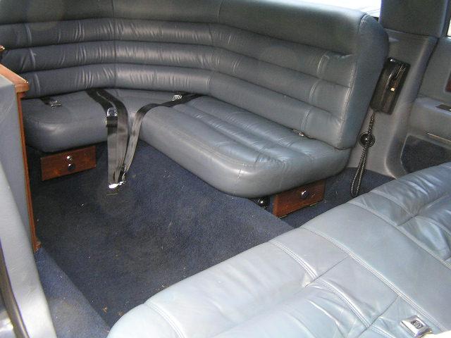 1994 Cadillac Fleetwood 2WD Crew Cab SWB Auto