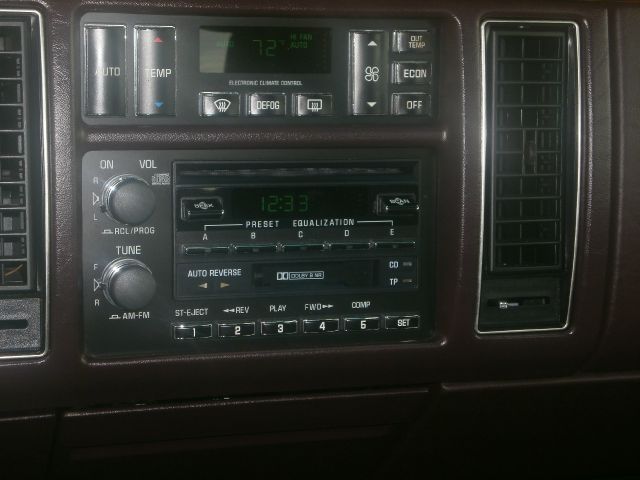 1995 Cadillac Fleetwood 3.5tl W/tech Pkg
