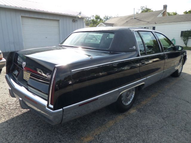 1995 Cadillac Fleetwood Two Door Sedan