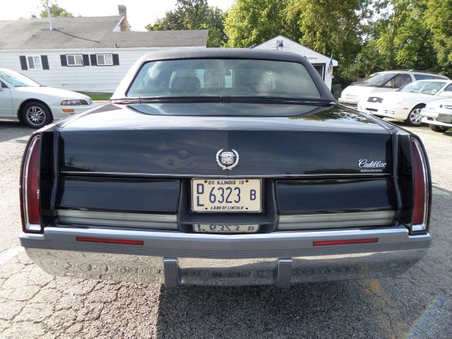 1995 Cadillac Fleetwood Two Door Sedan