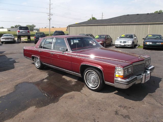 1985 Cadillac fleetwood brougham K2500 Cheyenne 4x4