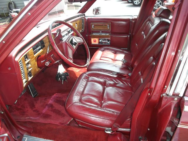 1985 Cadillac fleetwood brougham K2500 Cheyenne 4x4