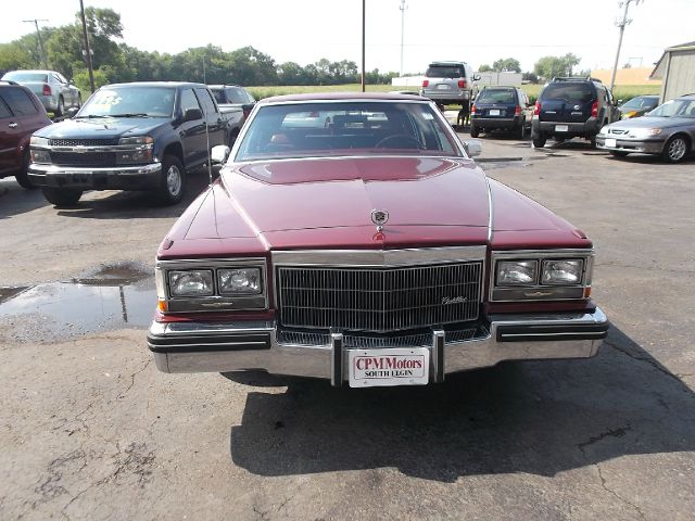1985 Cadillac fleetwood brougham K2500 Cheyenne 4x4