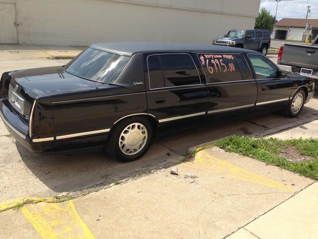 1998 Cadillac Hearse LT. 4WD. Sunroof, Leather