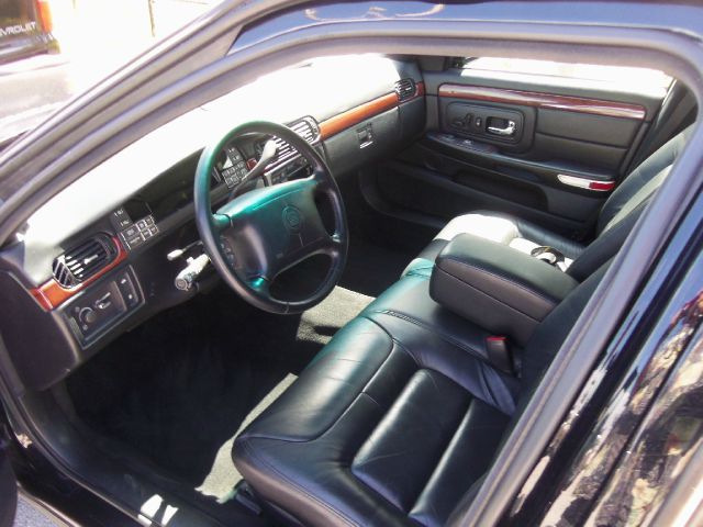 1998 Cadillac Hearse 2WD Auto S