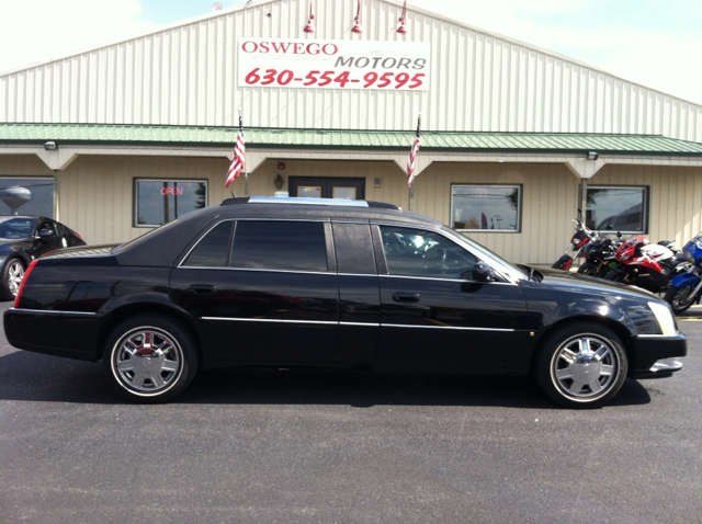 2007 Cadillac Krystal Koach 2WD Auto S