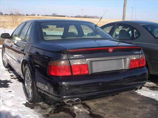 2003 Cadillac SEVILLE 3500 SLT Crew LB Dually DSL