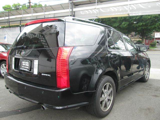 2004 Cadillac SRX Red Line