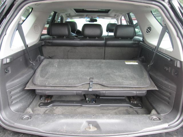 2004 Cadillac SRX Red Line