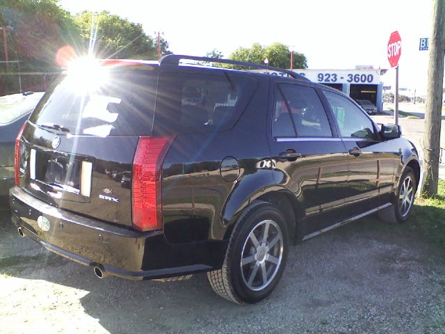 2004 Cadillac SRX SE-R