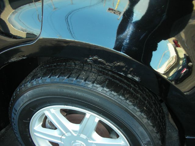 2004 Cadillac SRX Red Line