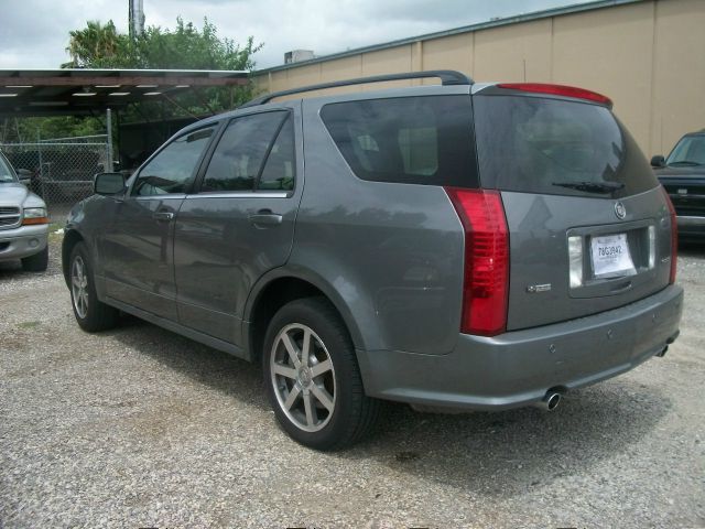 2004 Cadillac SRX SE-R