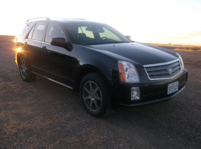 2004 Cadillac SRX SE-R