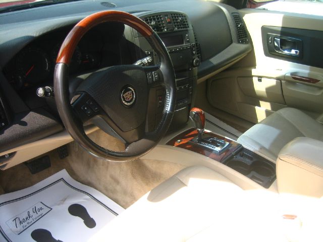 2004 Cadillac SRX Unknown