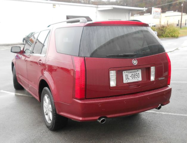 2004 Cadillac SRX Red Line