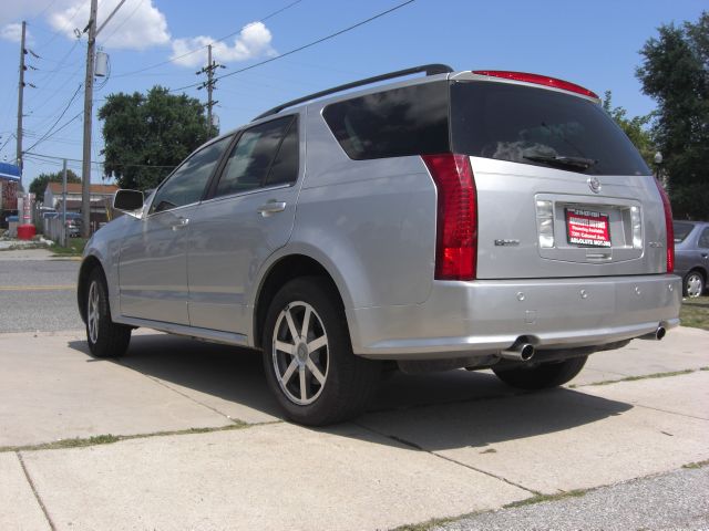 2004 Cadillac SRX SE-R