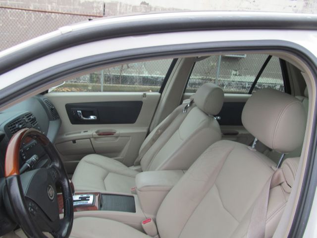 2004 Cadillac SRX SE-R