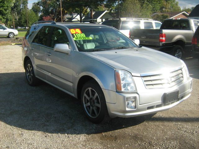 2004 Cadillac SRX SE-R