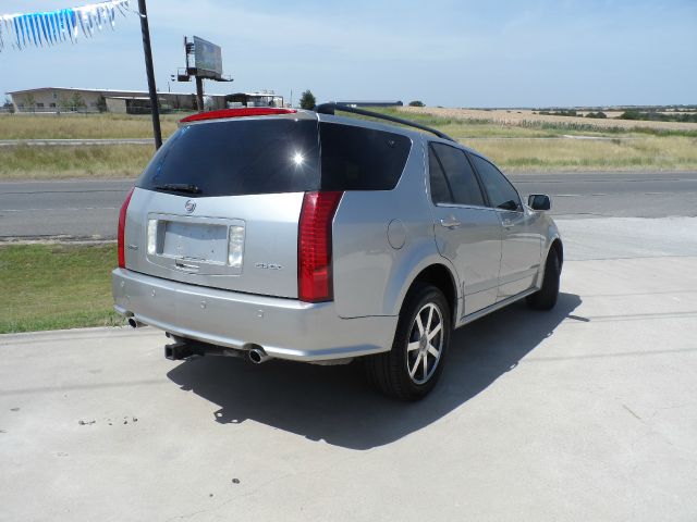 2004 Cadillac SRX SE-R