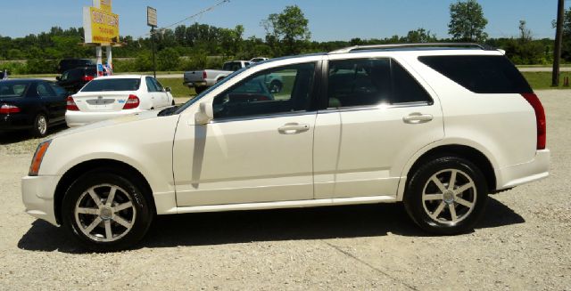 2004 Cadillac SRX 2006 Mercury Premier