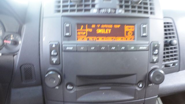 2004 Cadillac SRX Red Line