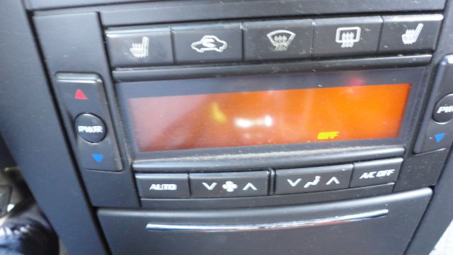 2004 Cadillac SRX Red Line