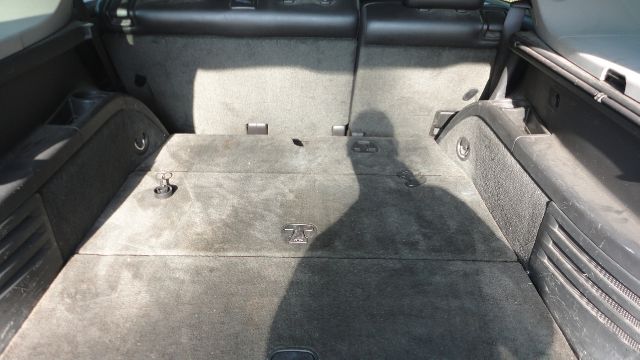 2004 Cadillac SRX Red Line