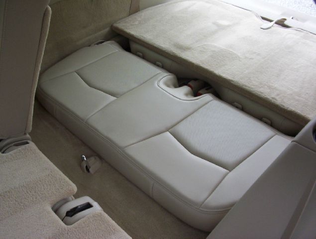 2004 Cadillac SRX SE-R