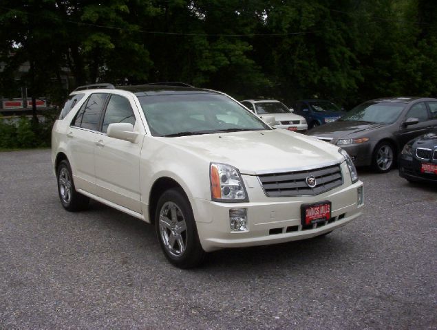 2004 Cadillac SRX SE-R