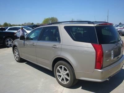 2004 Cadillac SRX Base