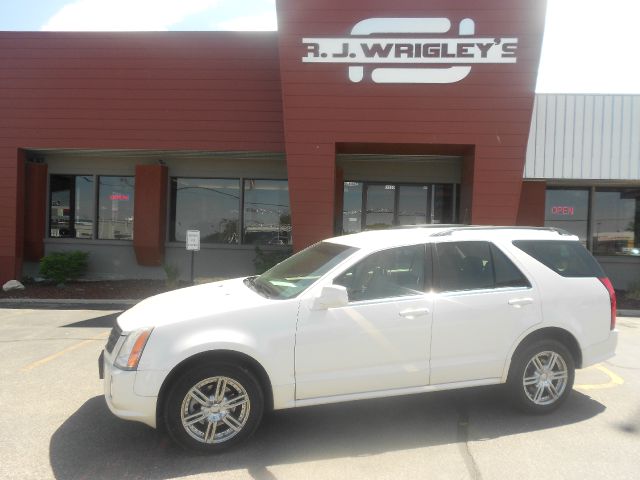2004 Cadillac SRX Unknown