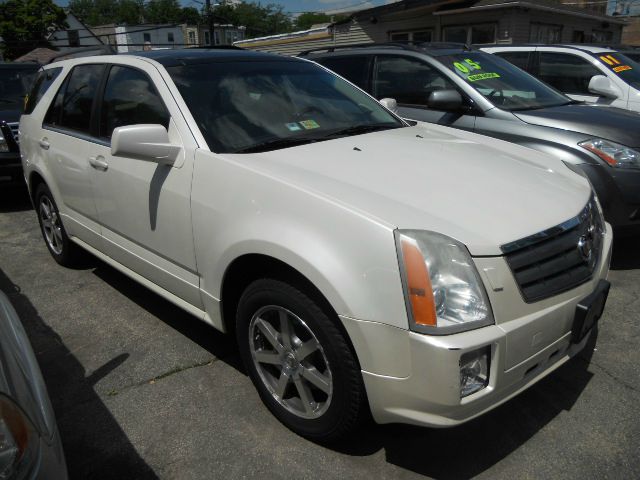 2004 Cadillac SRX SE-R