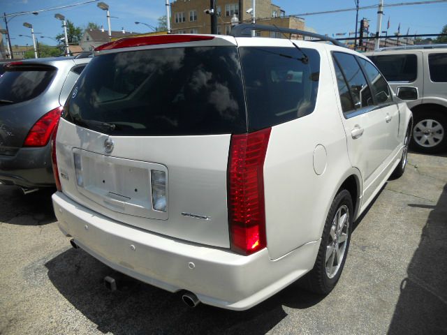 2004 Cadillac SRX SE-R