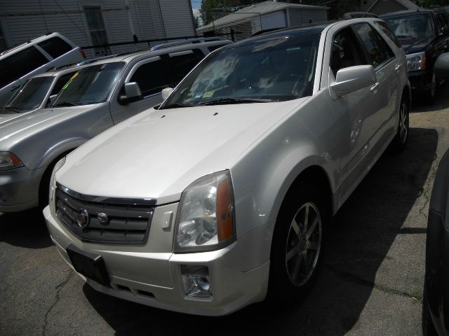 2004 Cadillac SRX SE-R