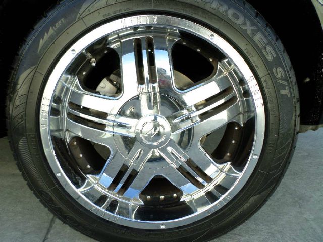 2004 Cadillac SRX SE-R