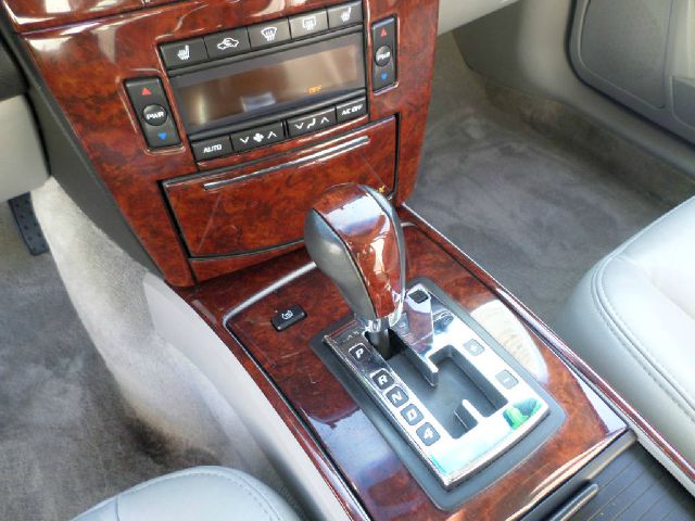 2004 Cadillac SRX SE-R