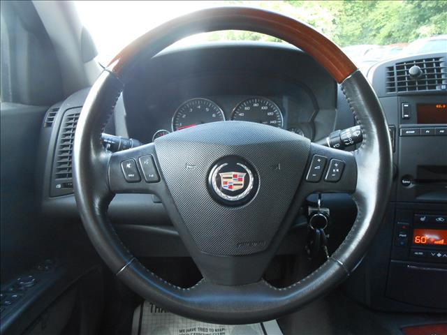 2005 Cadillac SRX Red Line