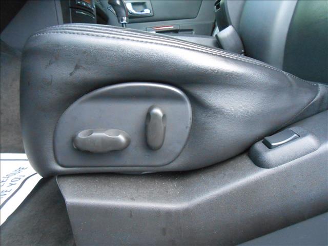 2005 Cadillac SRX Red Line