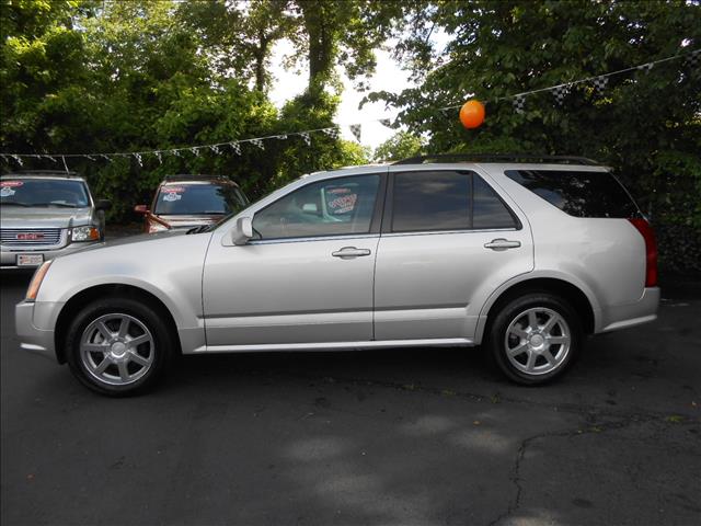 2005 Cadillac SRX Red Line