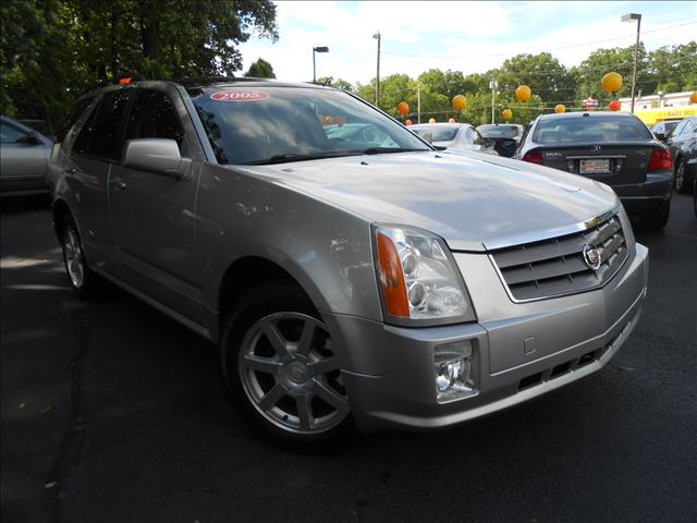 2005 Cadillac SRX Red Line