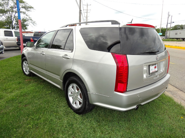 2005 Cadillac SRX Red Line
