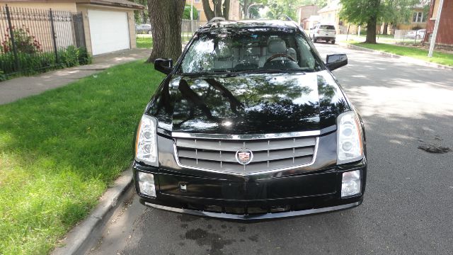 2005 Cadillac SRX Red Line