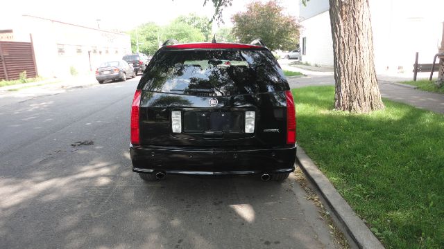 2005 Cadillac SRX Red Line